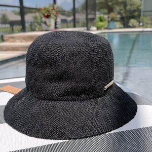 NWT Steve Madden Black Bucket Hat